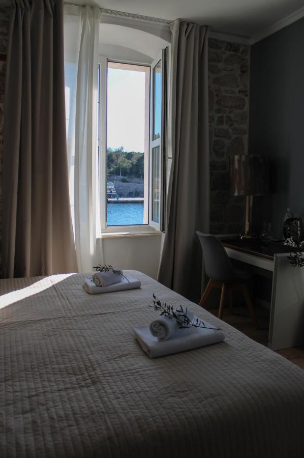 Olife Guesthouse Milna  Exterior foto