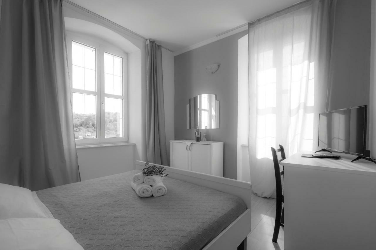Olife Guesthouse Milna  Exterior foto
